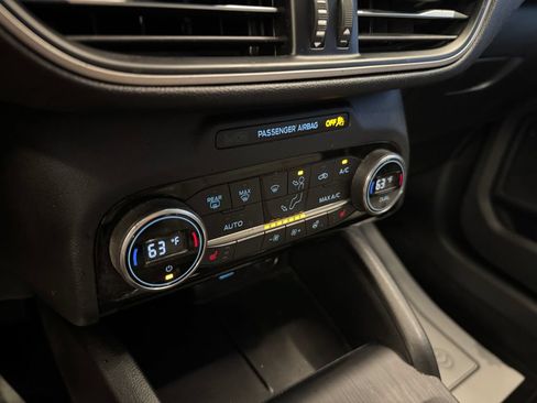 Used 2021 Ford Escape SE w/ Convenience Package AWD/4WD image 15