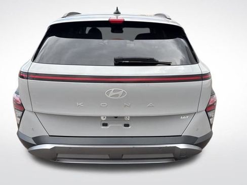 Used 2024 Hyundai Kona Limited FWD image 6