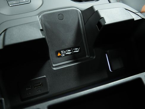 New 2026 GMC Sierra 2500 AT4 w/ AT4 Premium Plus Package image 44