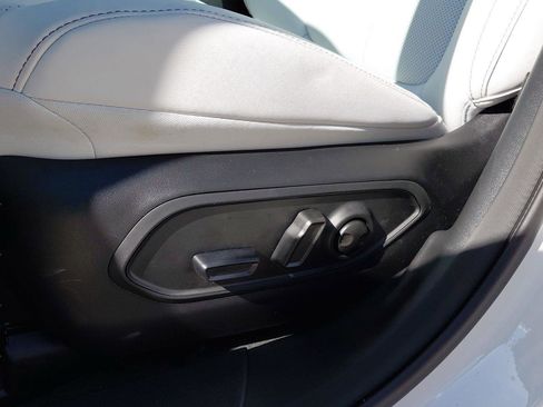 New 2026 Jeep Cherokee Limited image 26