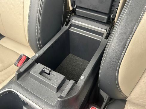 Used 2023 Subaru Outback Limited XT image 37