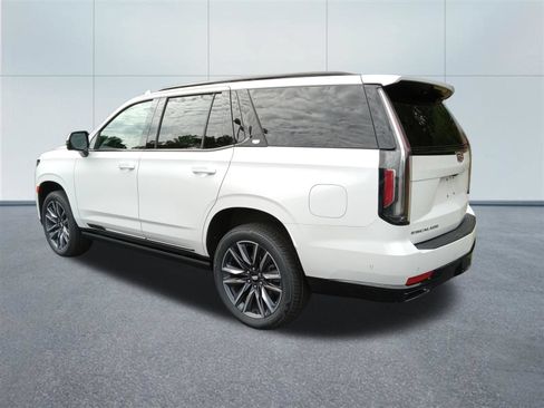Used 2023 Cadillac Escalade Sport Platinum AWD/4WD image 3