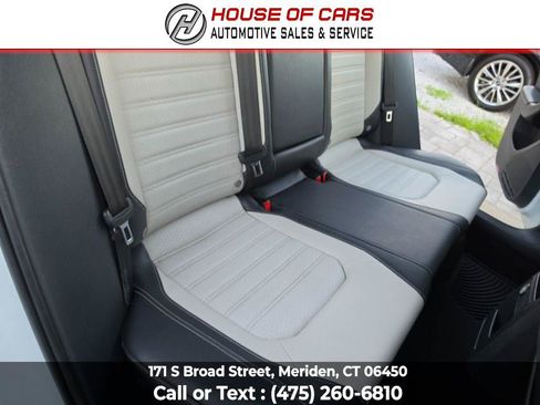 Used 2016 Volkswagen Jetta Sport FWD image 24