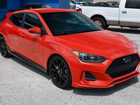 Used 2020 Hyundai Veloster Turbo R-Spec FWD image 9