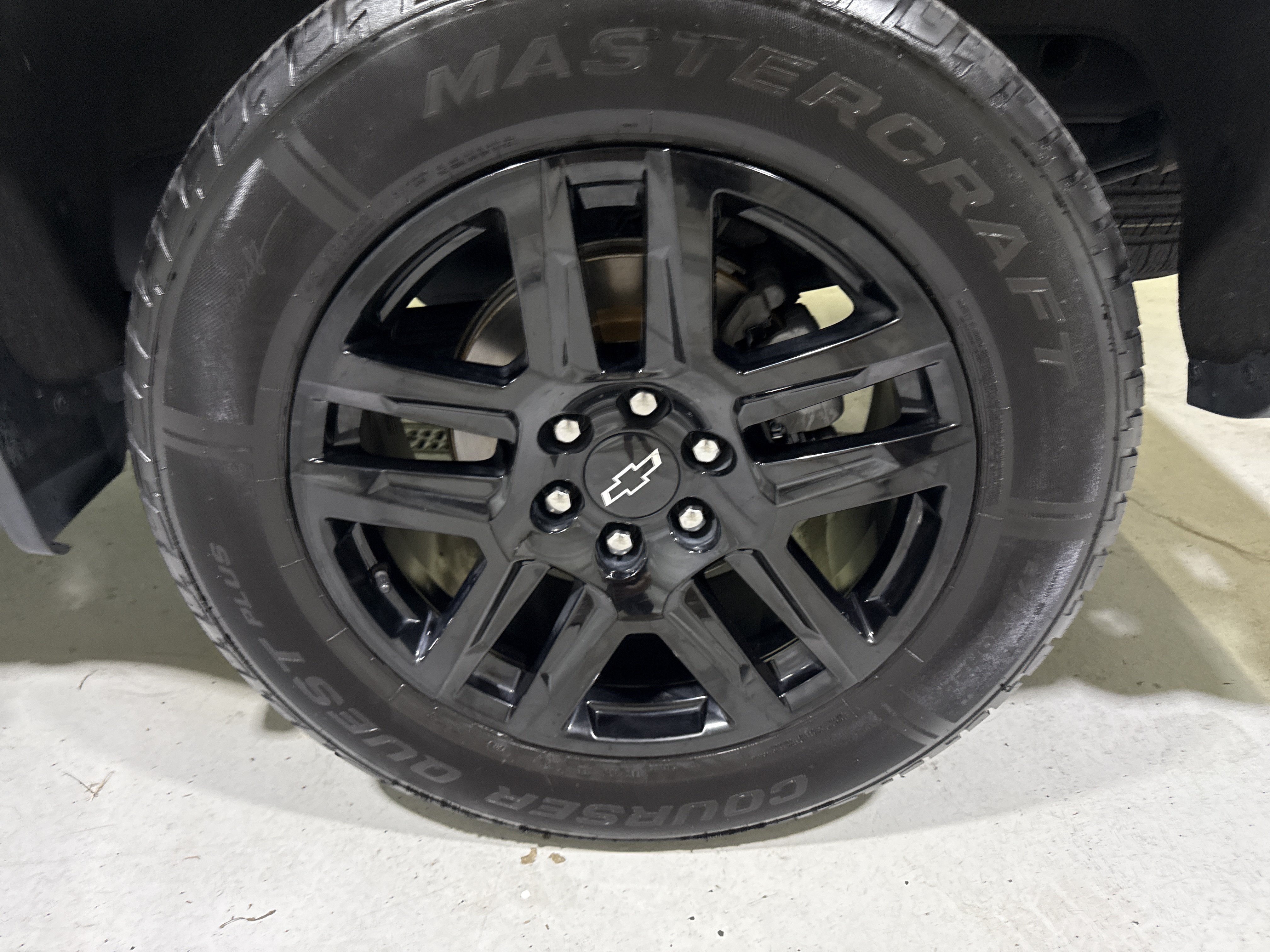 Certified 2022 Chevrolet Silverado 1500 RST w/ Protection Package AWD/4WD image 13