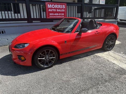 Used 2015 MAZDA MX-5 Miata Club RWD image 2