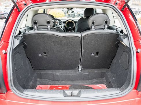 Used 2019 MINI Cooper S image 9