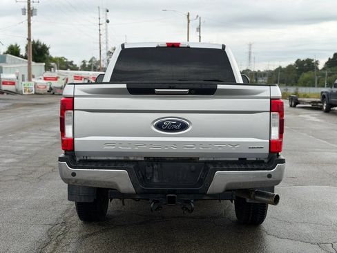 Used 2019 Ford F250 XLT w/ XLT Premium Package AWD/4WD image 6