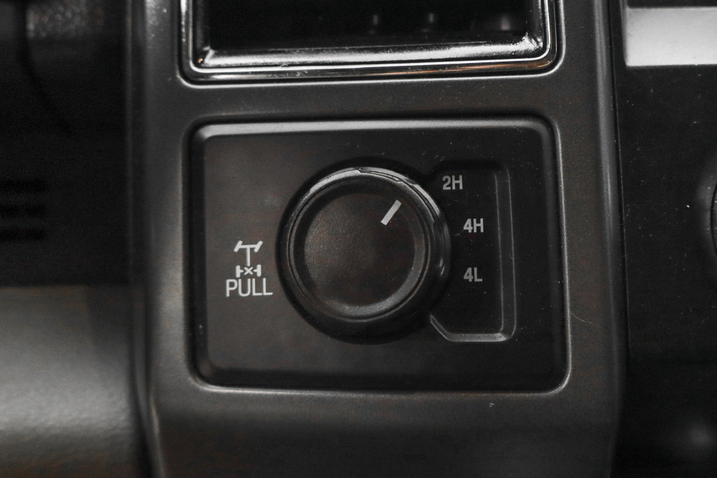 Used 2022 Ford F250 XLT w/ XLT Premium Package AWD/4WD image 38