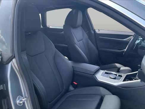 Used 2025 BMW 430i w/ Premium Package RWD image 8