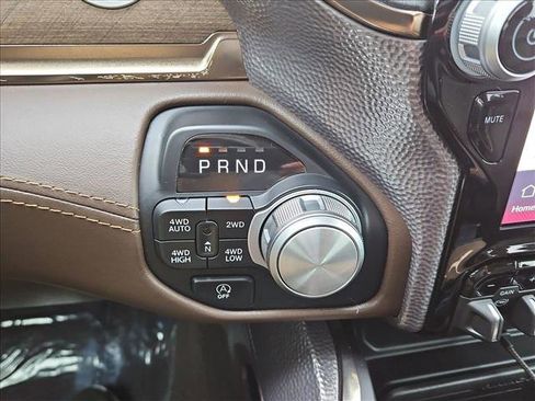 Used 2025 RAM 1500 Limited w/ Bed Utility Group AWD/4WD image 11