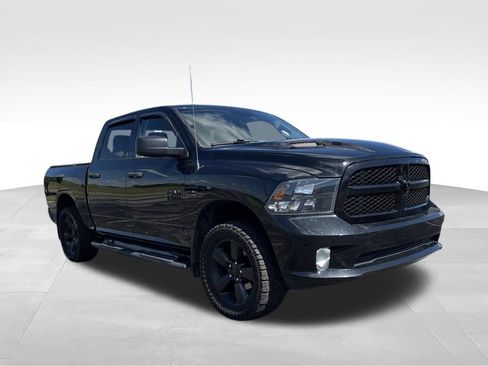 Used 2019 RAM 1500 Express w/ Wheel & Sound Group AWD/4WD image 3