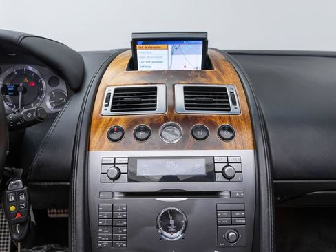 Used 2006 Aston Martin DB9 Volante RWD image 24