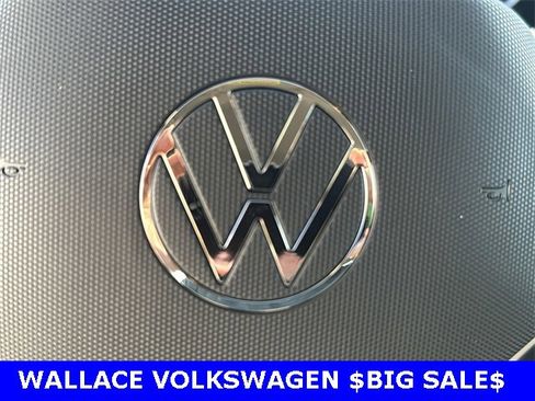 Certified 2024 Volkswagen Jetta SE image 23