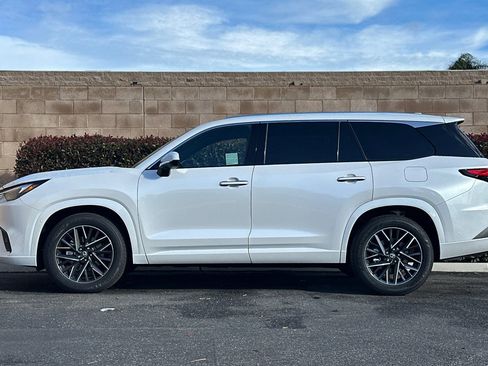 New 2026 Lexus TX 350 FWD image 7