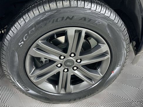 Certified 2022 Ford F150 XLT w/ Equipment Group 302A High image 30