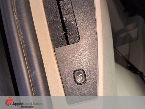 Used 2011 Dodge Grand Caravan Crew image 10