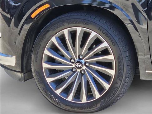 Used 2024 Hyundai Palisade Calligraphy FWD image 9