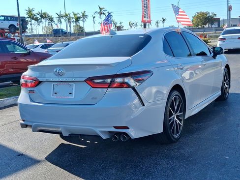Used 2024 Toyota Camry SE w/ Cold Weather Package image 8