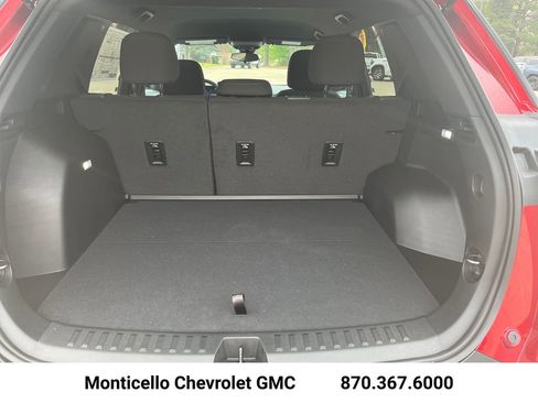 New 2026 Chevrolet Equinox LT image 25