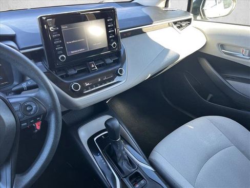 Used 2020 Toyota Corolla L image 15