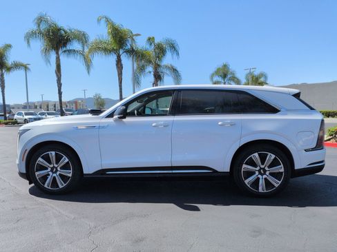 Used 2025 Cadillac Escalade IQ Luxury 1 image 7