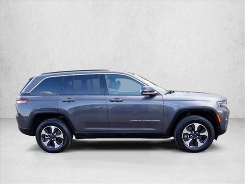 Used 2024 Jeep Grand Cherokee Limited 4xe AWD/4WD image 5