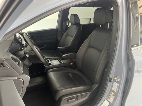 Used 2025 Honda Odyssey Sport-L image 19