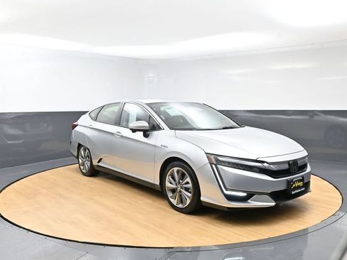 Used 2018 Honda Clarity Plug-In Hybrid image 5