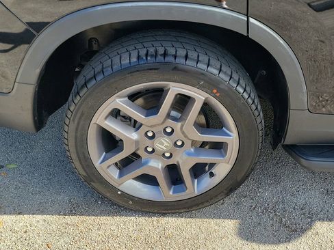 Used 2023 Honda Passport EX-L image 10