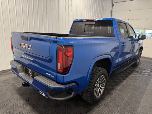 Used 2022 GMC Sierra 1500 AT4 w/ AT4 Preferred Package AWD/4WD image 3