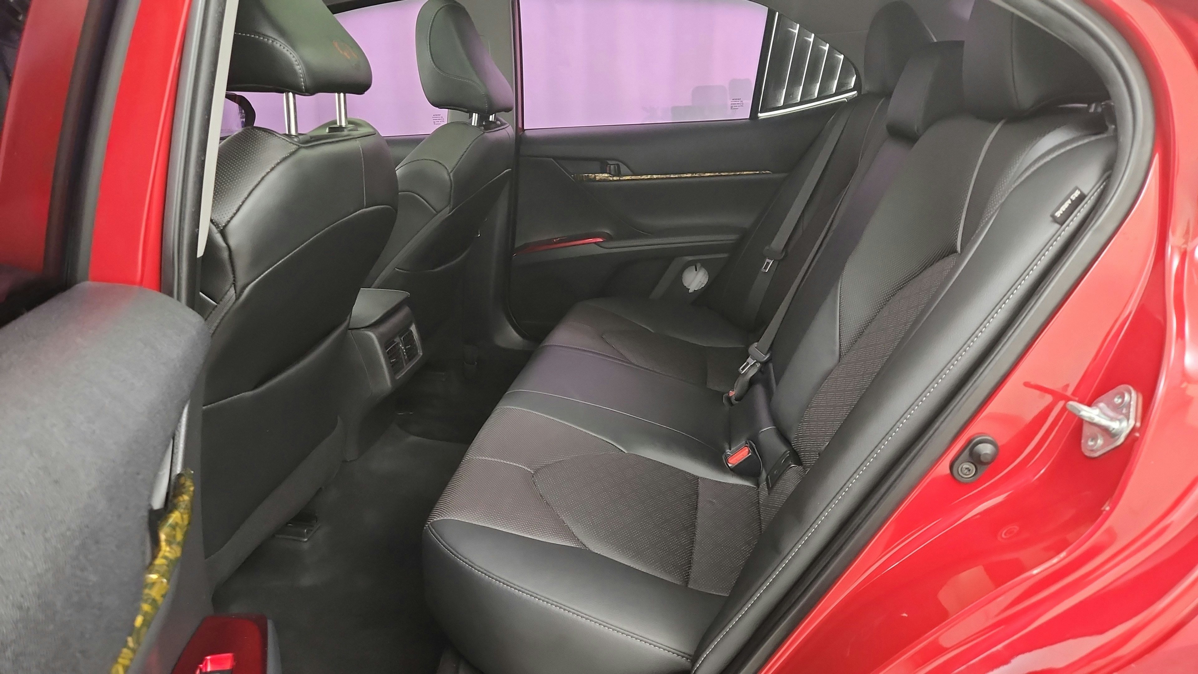 Used 2022 Toyota Camry XSE w/ Navigation Package FWD image 27