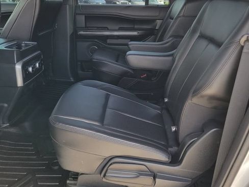Used 2021 Ford Expedition Max XLT AWD/4WD image 8