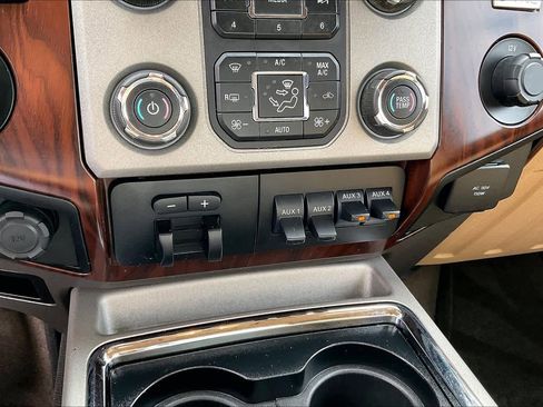 Used 2016 Ford F350 Lariat w/ Chrome Package image 29