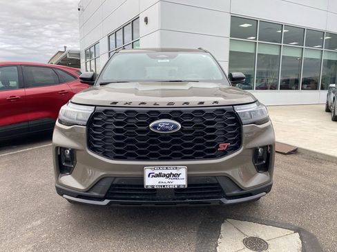 New 2026 Ford Explorer ST w/ Sun And Sound Package image 18