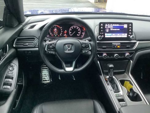 Used 2022 Honda Accord Sport image 10