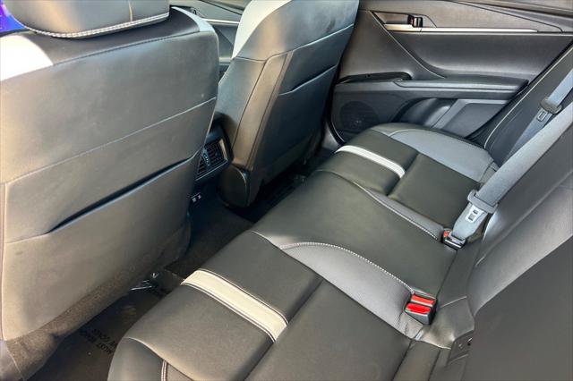 Certified 2025 Toyota Camry SE FWD image 4