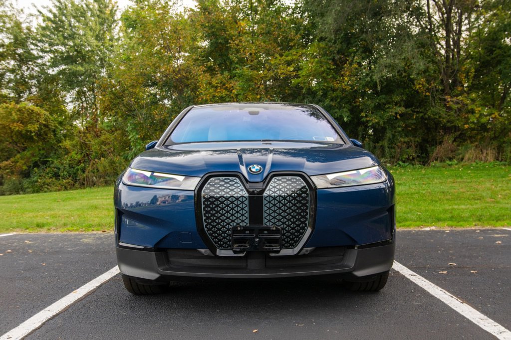 Certified 2024 BMW iX xDrive50 AWD/4WD image 2