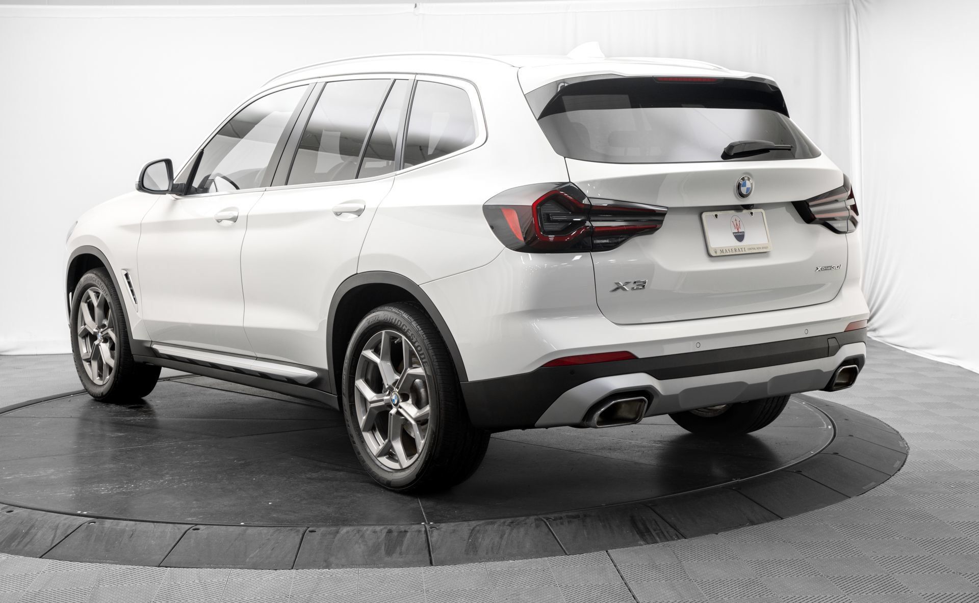 Used 2022 BMW X3 xDrive30i AWD/4WD image 5