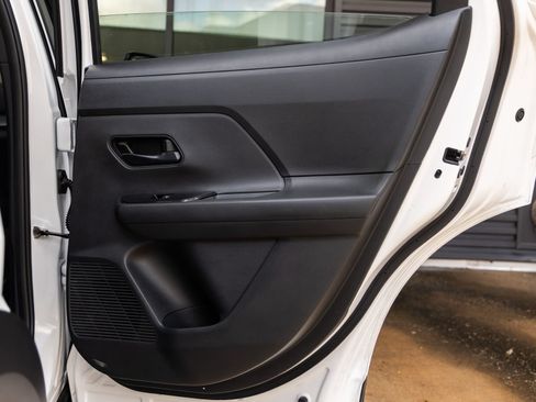 Used 2026 Nissan Kicks S FWD image 34