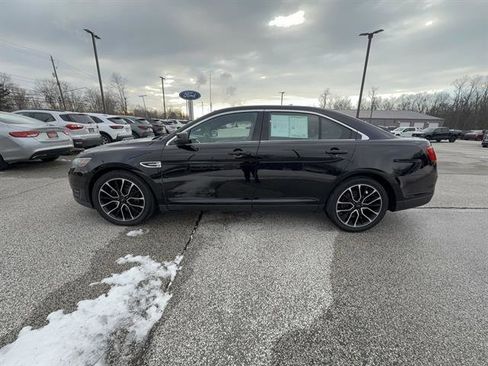 Used 2017 Ford Taurus SEL w/ Equipment Group 201A image 2