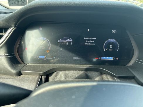 Certified 2021 Jeep Grand Cherokee L Limited w/ Luxury Tech Group II image 9