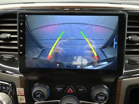 Used 2014 RAM 1500 Laramie w/ Convenience Group image 4