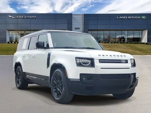 Used 2026 Land Rover Defender 130 X-Dynamic SE AWD/4WD image 2