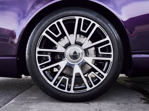 Used 2008 Rolls-Royce Phantom Drophead Coupe image 29