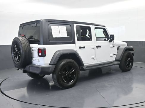Used 2022 Jeep Wrangler Unlimited Sport AWD/4WD image 6
