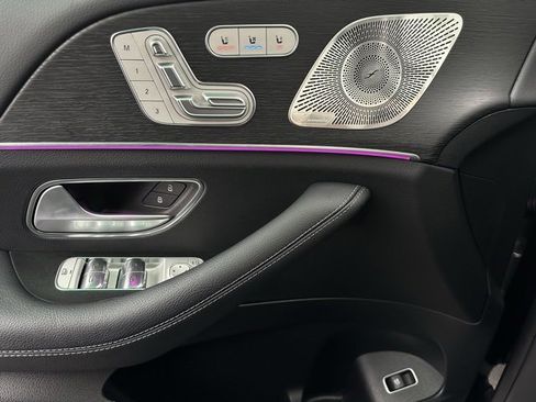 Used 2025 Mercedes-Benz GLS 450 GLS 450 image 16