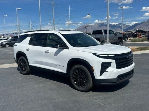 New 2026 Chevrolet Traverse LT w/ Midnight/Sport Edition AWD/4WD image 27