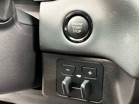 Used 2026 Toyota Tundra Limited image 30