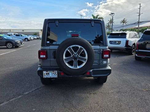 Used 2022 Jeep Wrangler Unlimited Sahara AWD/4WD image 6